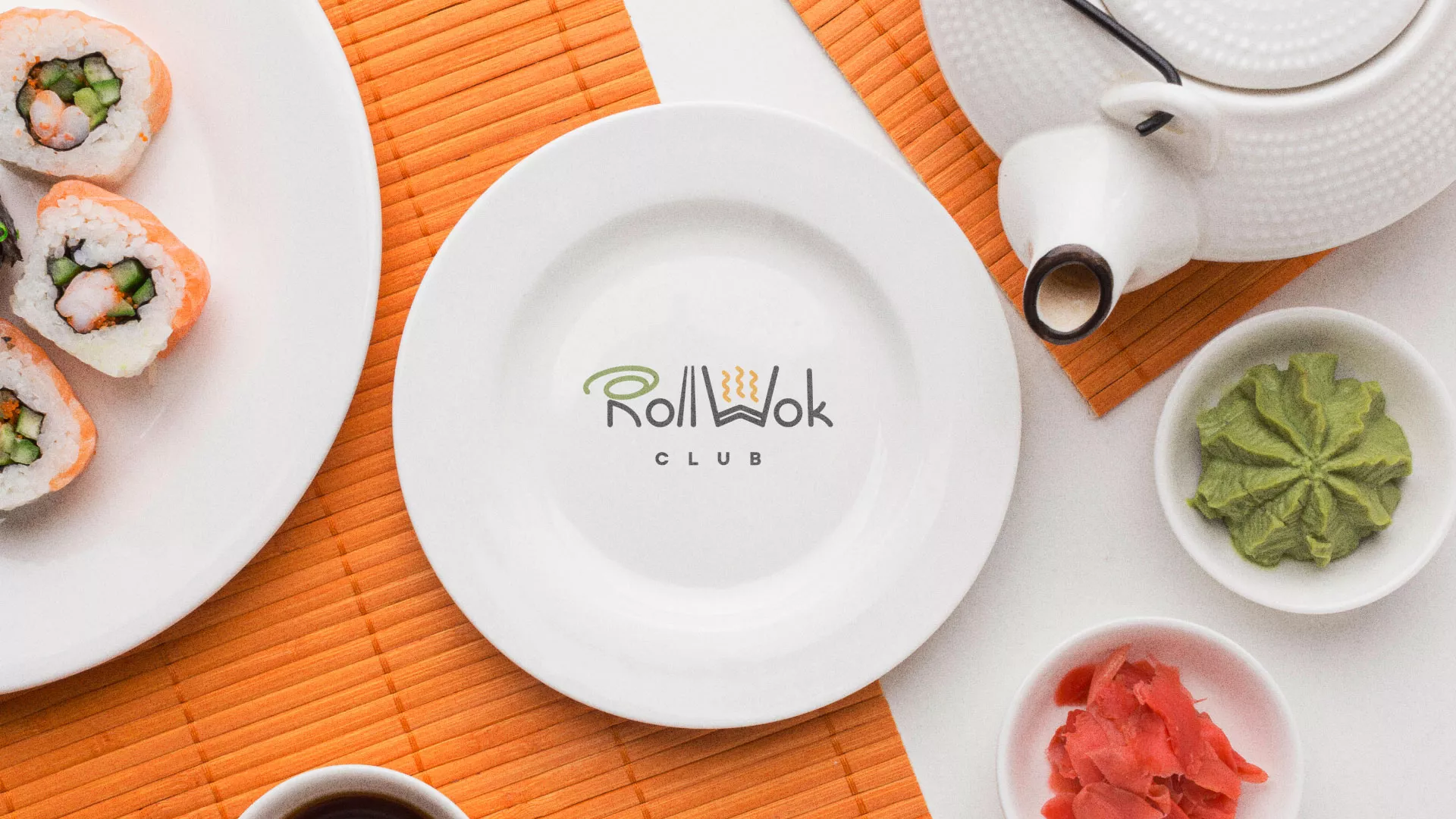 Разработка логотипа и фирменного стиля в Нягане для суши-бара «Roll Wok Club» Разработка логотипа и фирменного стиля в Нягане для суши-бара «Roll Wok Club»